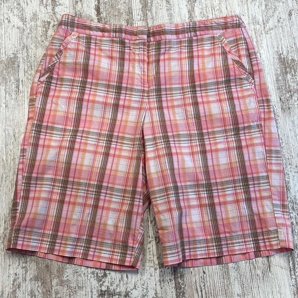 Izod Perform X Stretch Pink Plaid Bermuda Shorts Size 10